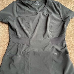 Cherokee Infinity Scrub Top